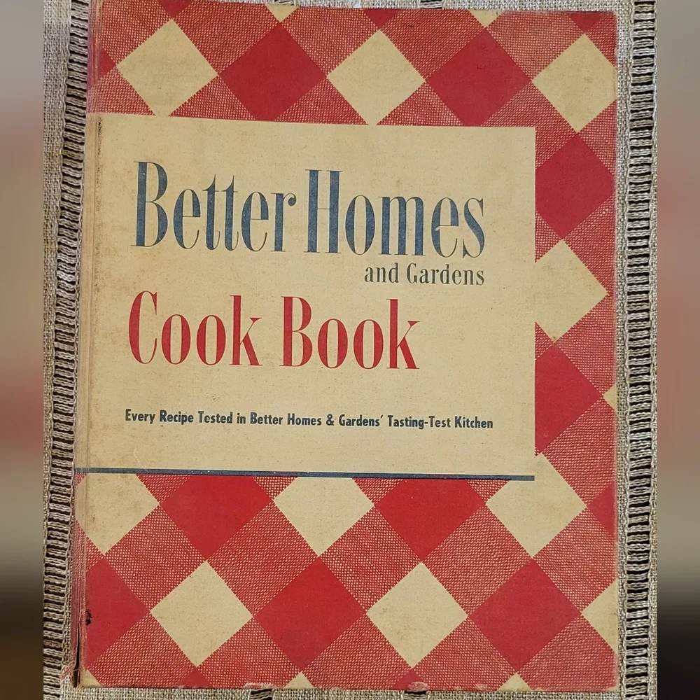 1951 Better Homes & Gardens Cookbook Add A Page Vintage